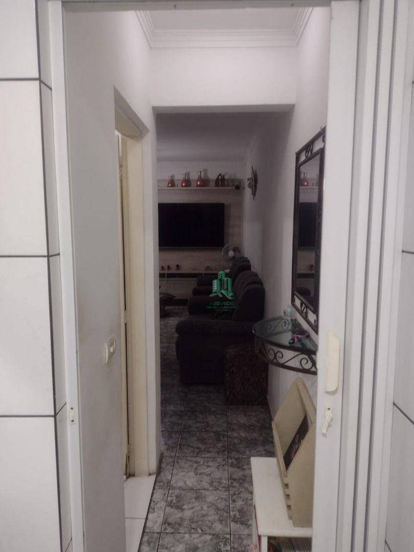 Sobrado à venda com 3 quartos, 192m² - Foto 3