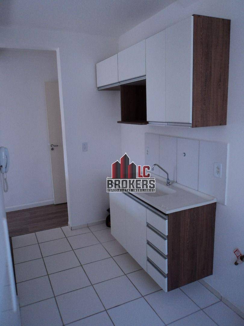 Apartamento para alugar com 2 quartos, 52m² - Foto 9