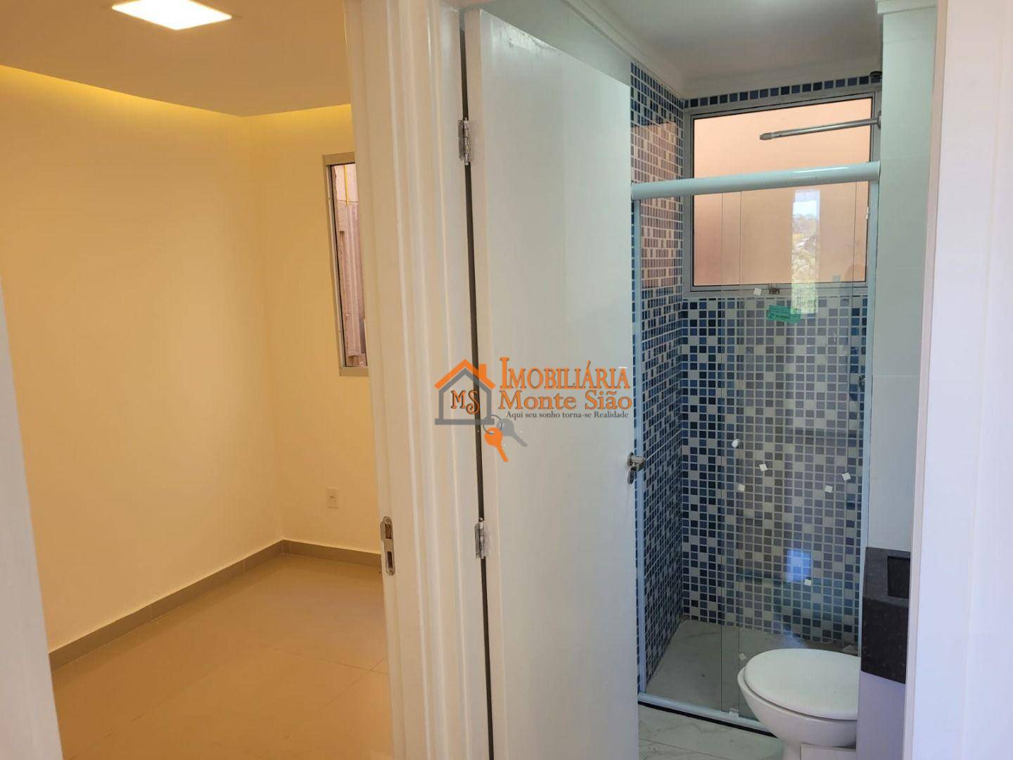 Apartamento à venda com 2 quartos, 40m² - Foto 6