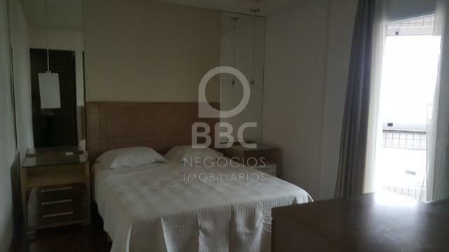 Apartamento para alugar com 3 quartos, 168m² - Foto 12