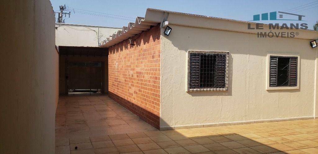 Casa à venda com 3 quartos, 170m² - Foto 4