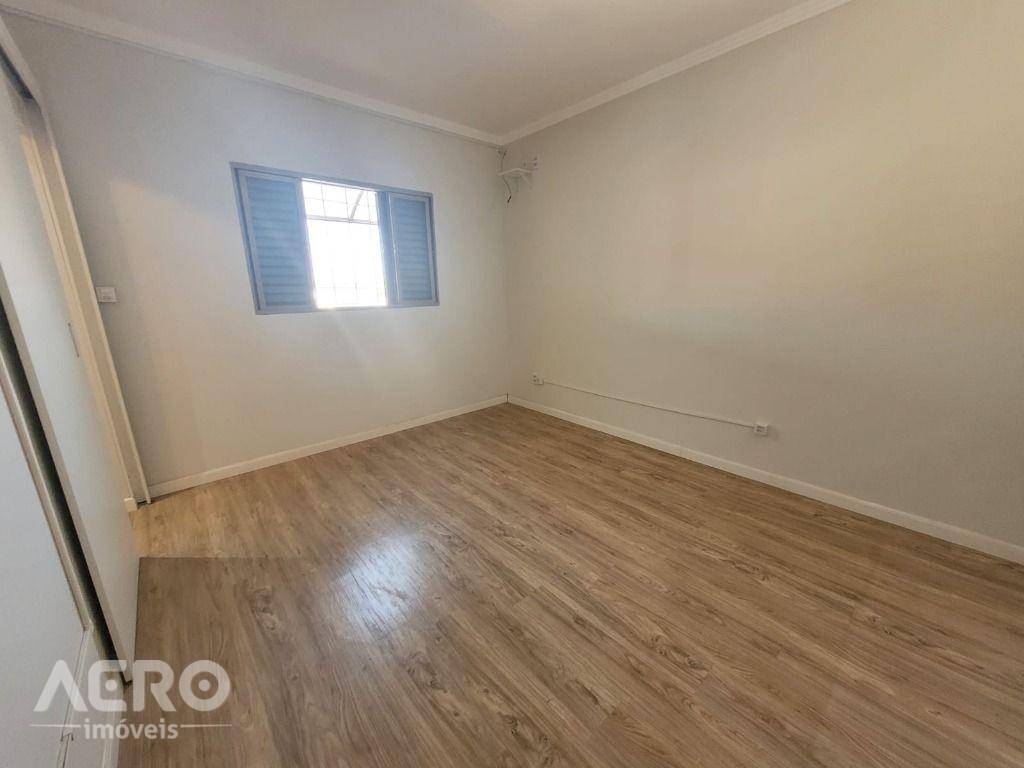 Casa à venda com 4 quartos, 170m² - Foto 38