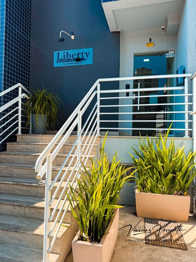 Apartamento à venda com 2 quartos, 76m² - Foto 22