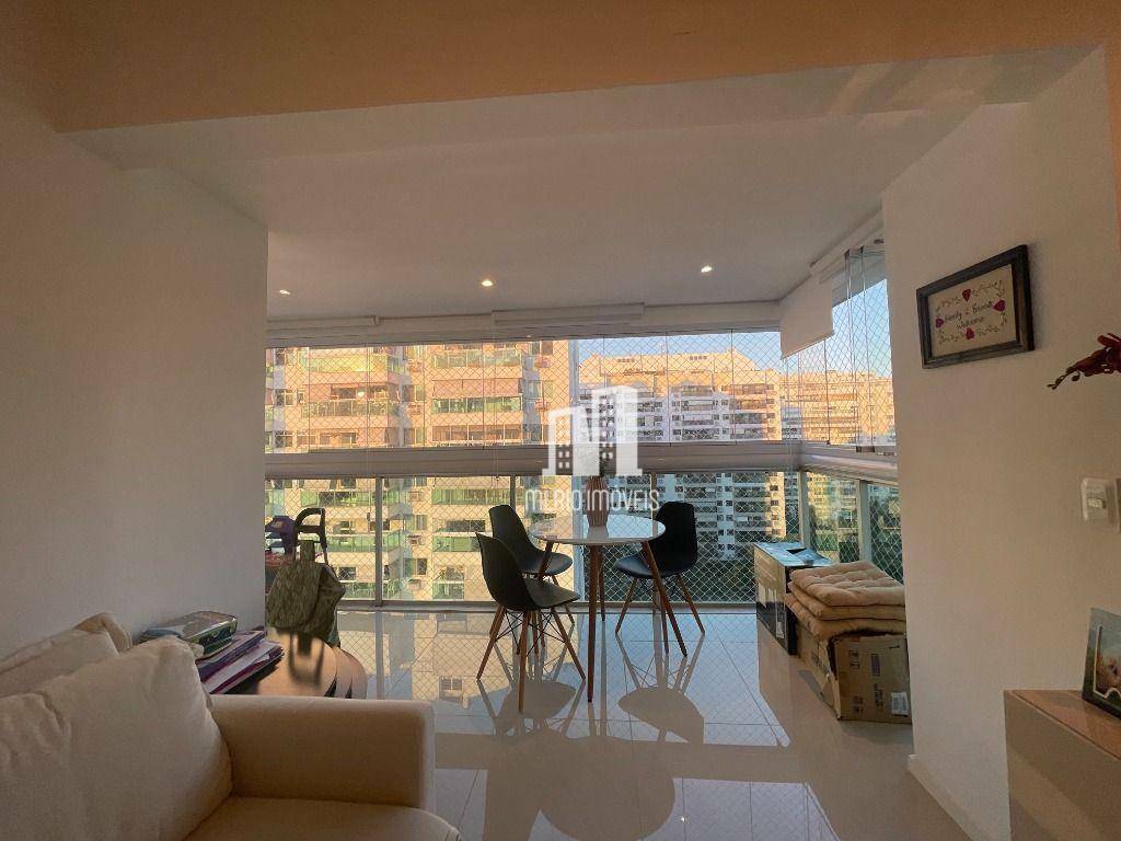 Apartamento à venda com 3 quartos, 88m² - Foto 3