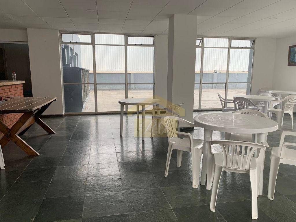 Apartamento à venda com 2 quartos, 62m² - Foto 22