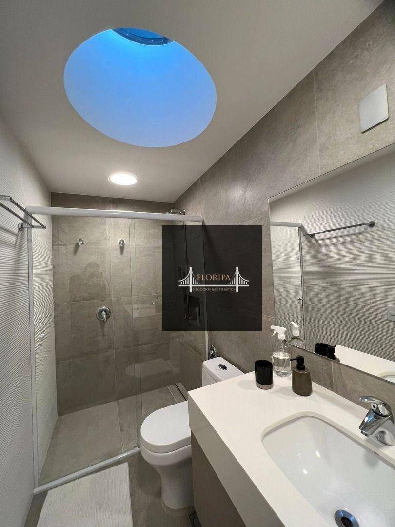 Casa à venda com 3 quartos, 340m² - Foto 16