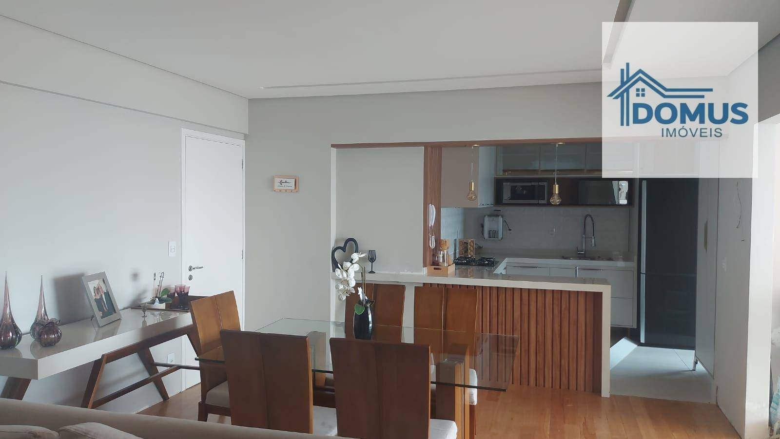 Apartamento à venda com 3 quartos, 100m² - Foto 1