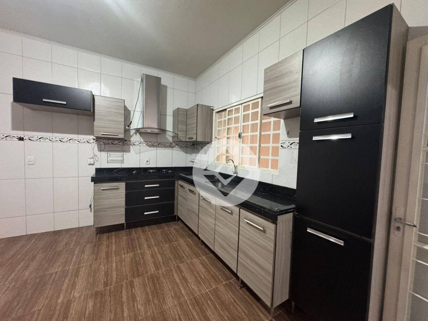 Casa, 3 quartos, 225 m² - Foto 4