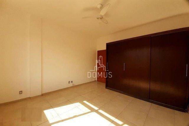 Apartamento à venda com 2 quartos, 69m² - Foto 3