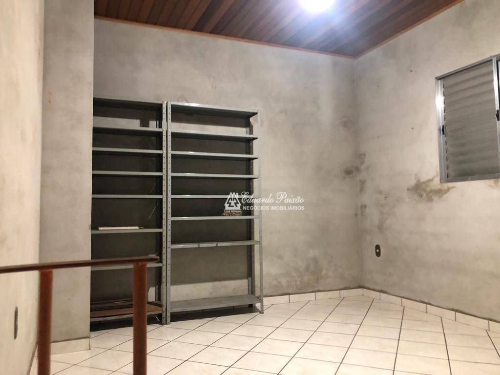 Sobrado à venda com 3 quartos, 300m² - Foto 24