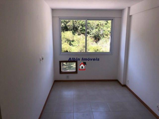 Apartamento à venda com 2 quartos, 67m² - Foto 6