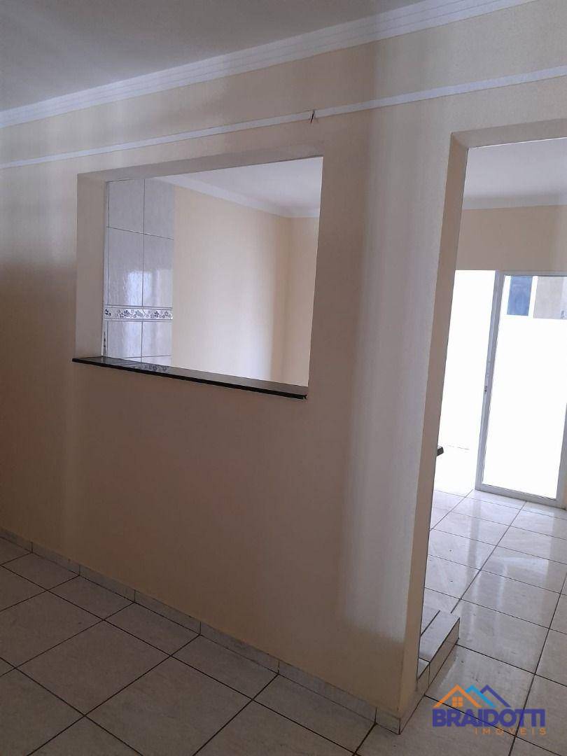 Casa à venda com 3 quartos, 140m² - Foto 5