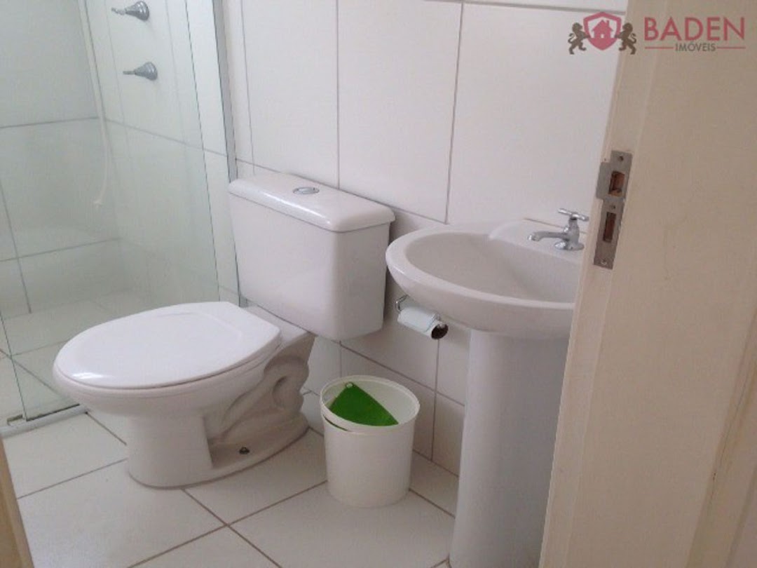 Apartamento à venda com 2 quartos, 40m² - Foto 8