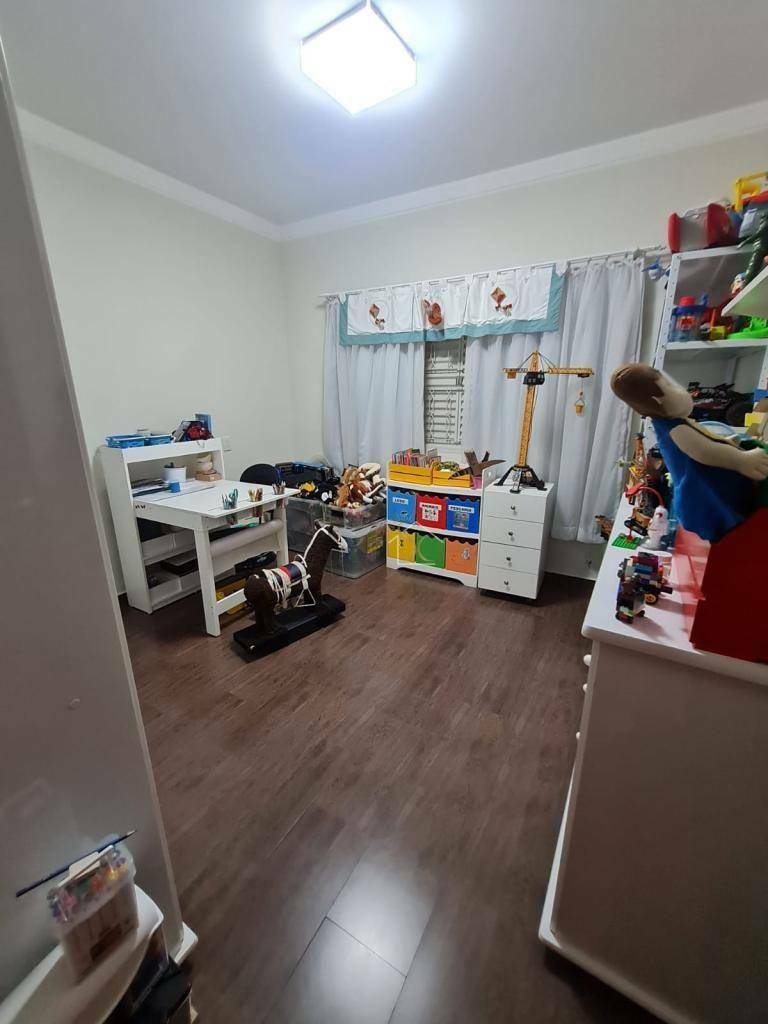 Casa à venda com 3 quartos, 174m² - Foto 9