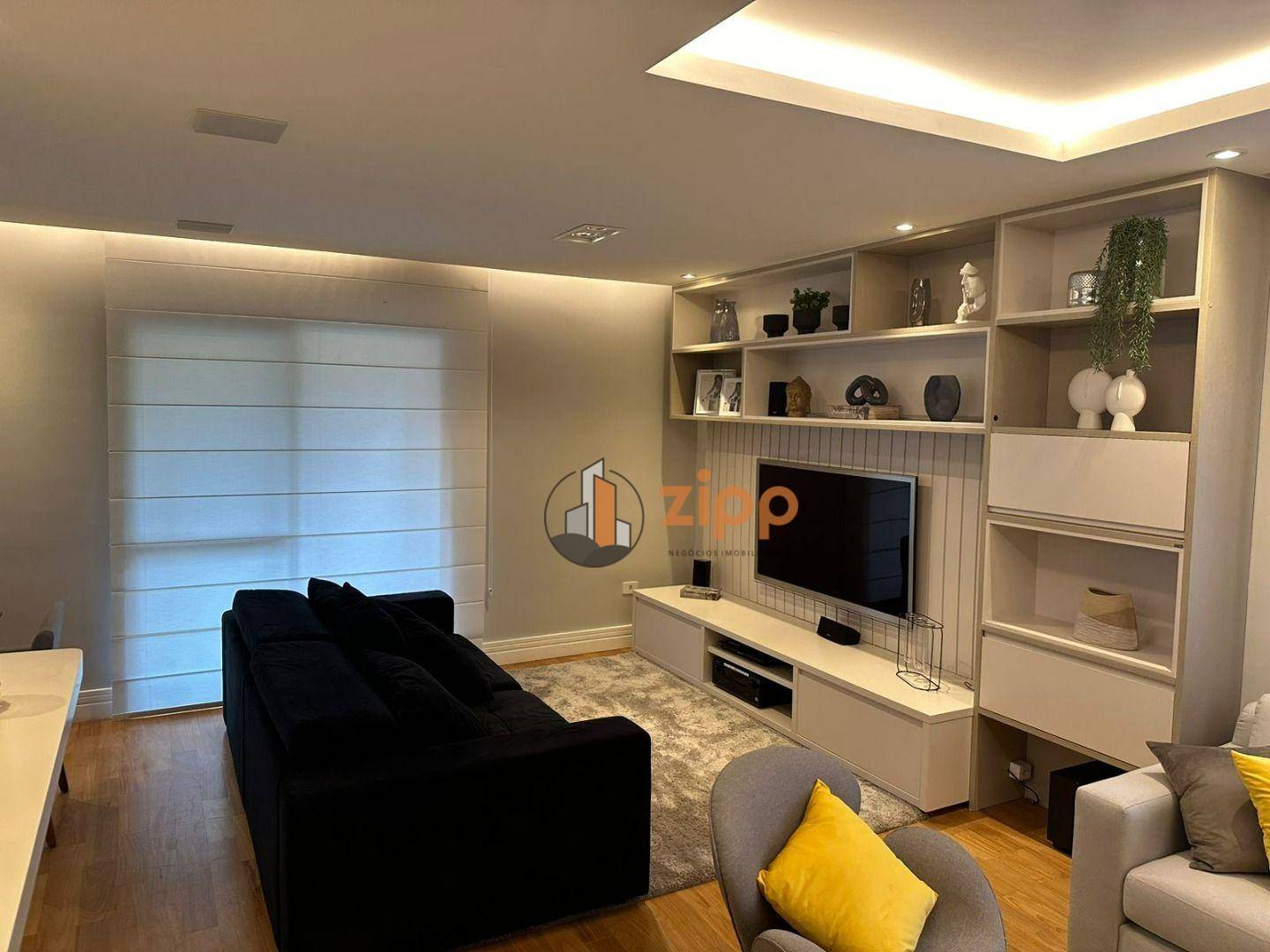 Apartamento à venda com 4 quartos, 171m² - Foto 2