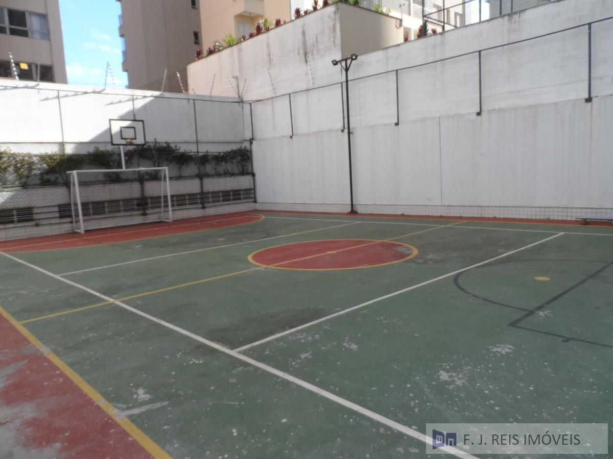 Apartamento à venda com 3 quartos, 180m² - Foto 35