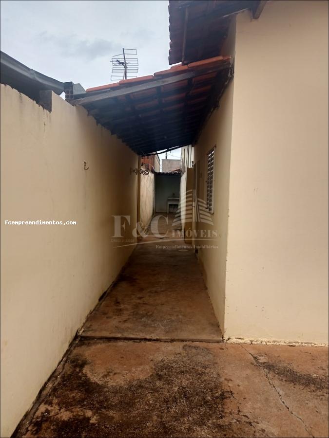 Casa à venda com 2 quartos, 200m² - Foto 7