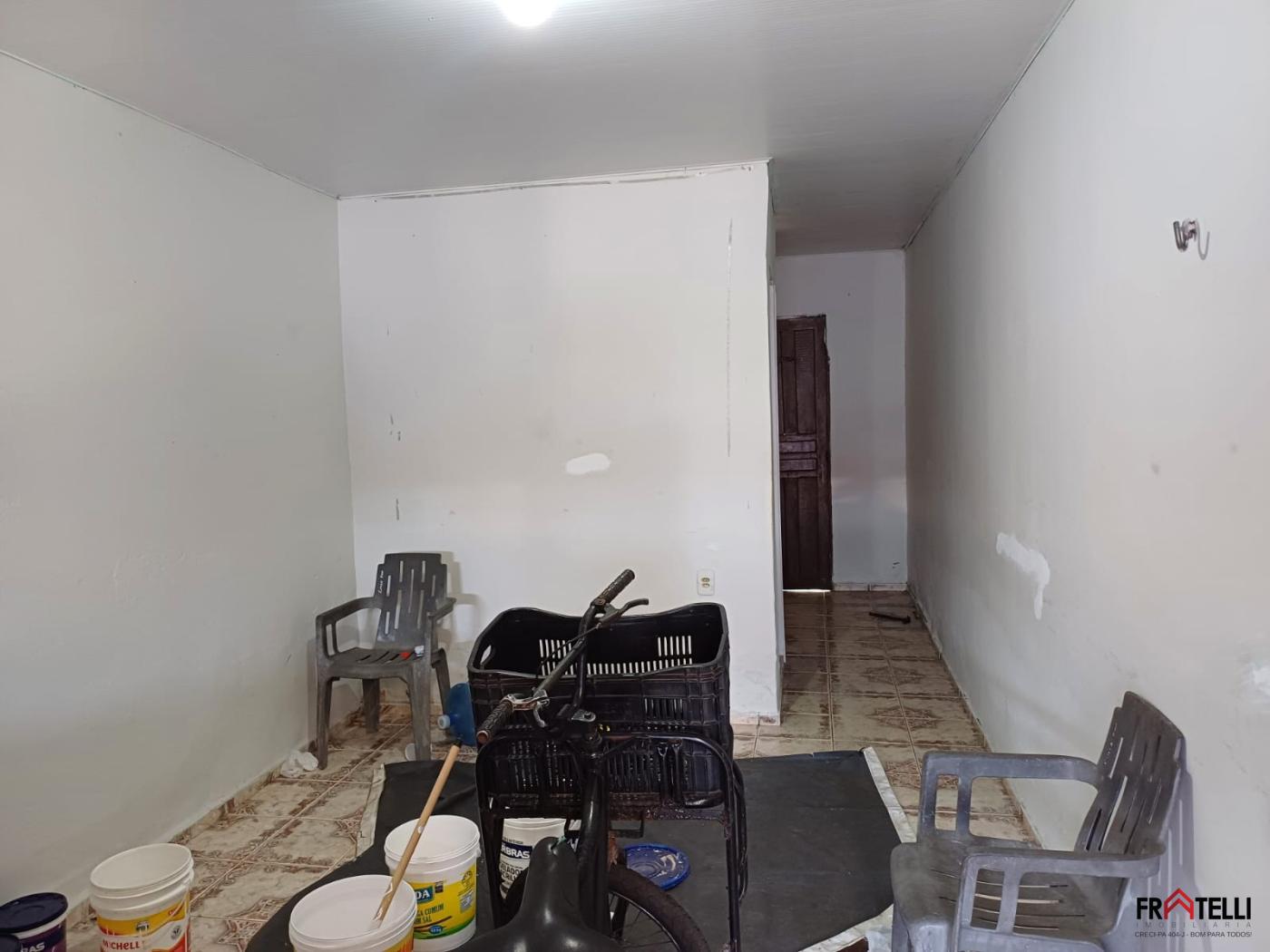 Casa à venda com 4 quartos, 200m² - Foto 11