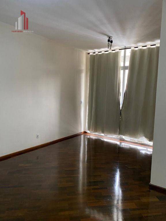 Apartamento à venda com 2 quartos, 56m² - Foto 3