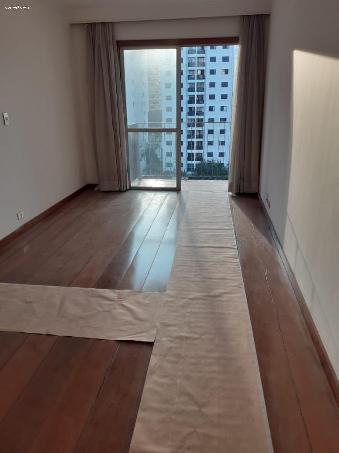 Apartamento para alugar com 3 quartos, 79m² - Foto 1