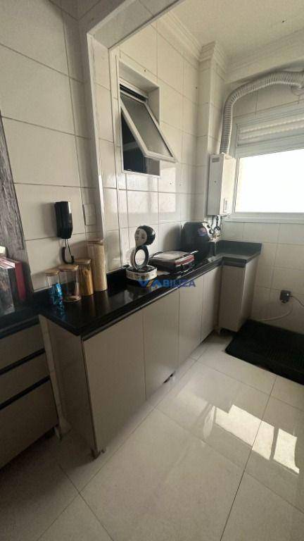 Apartamento à venda com 3 quartos, 77m² - Foto 9