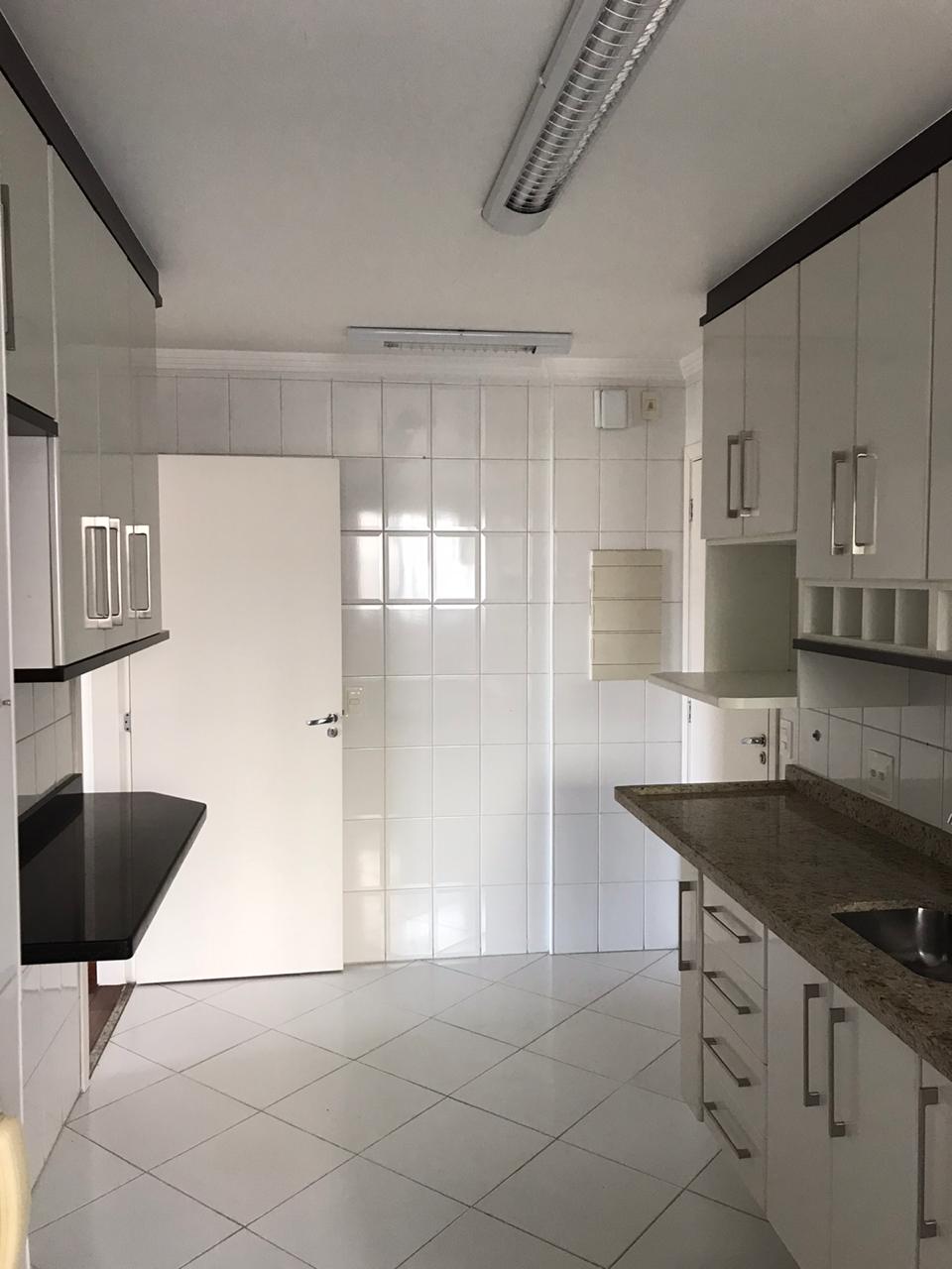 Apartamento à venda com 2 quartos, 110m² - Foto 6