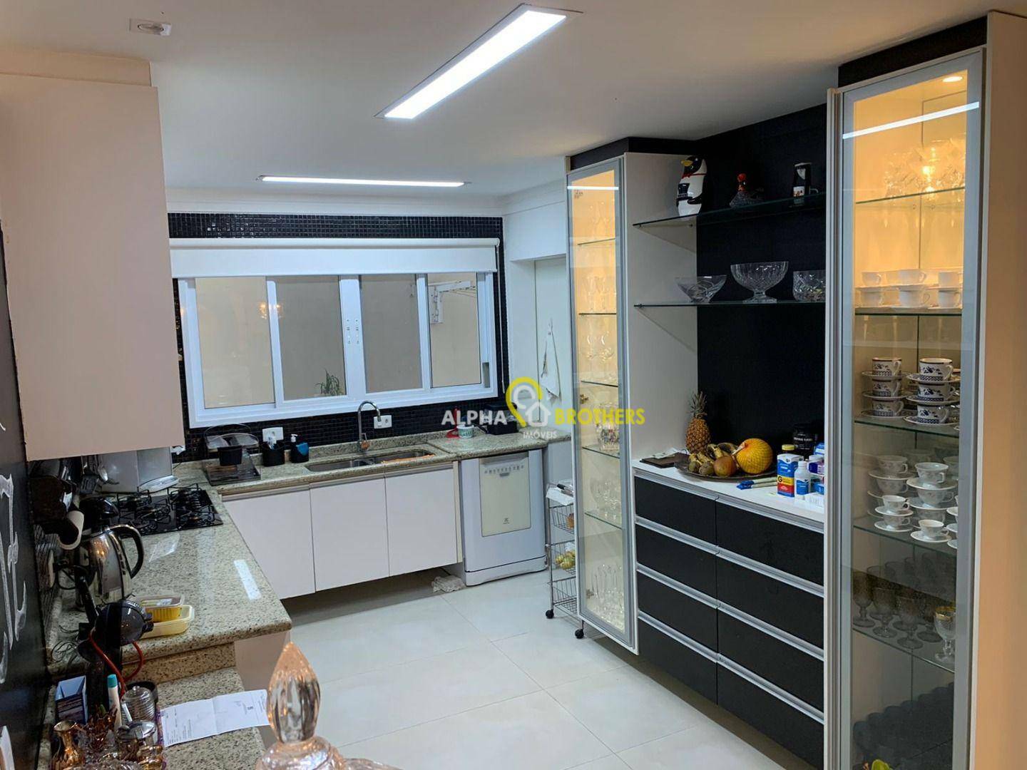 Casa de Condomínio à venda com 6 quartos, 300m² - Foto 4