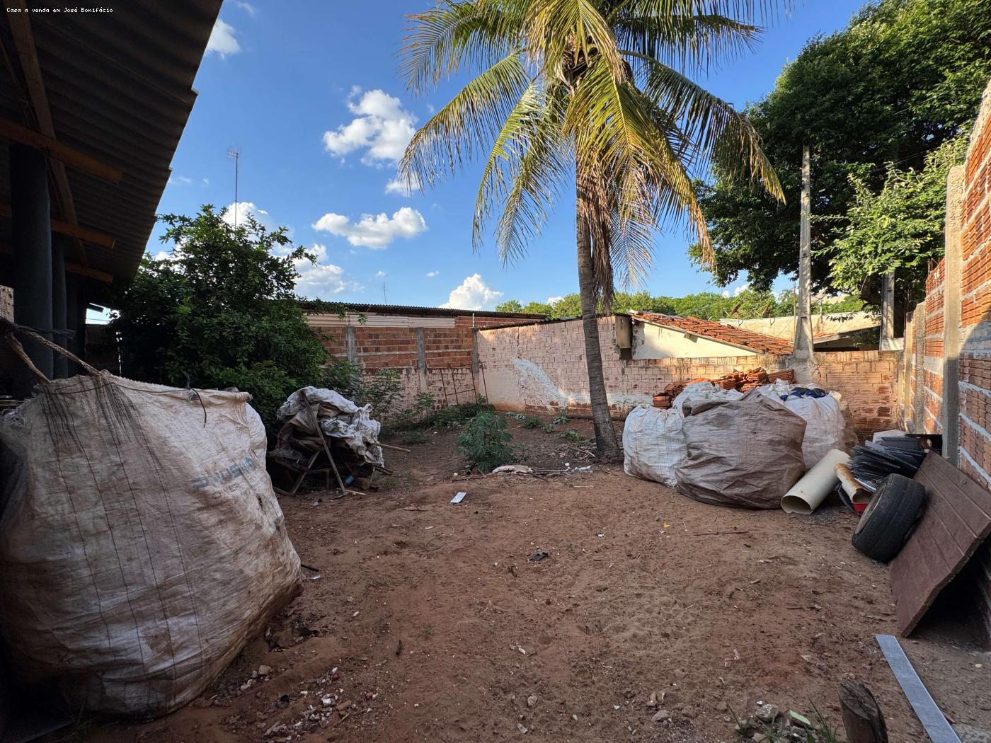 Casa à venda com 2 quartos, 264m² - Foto 16