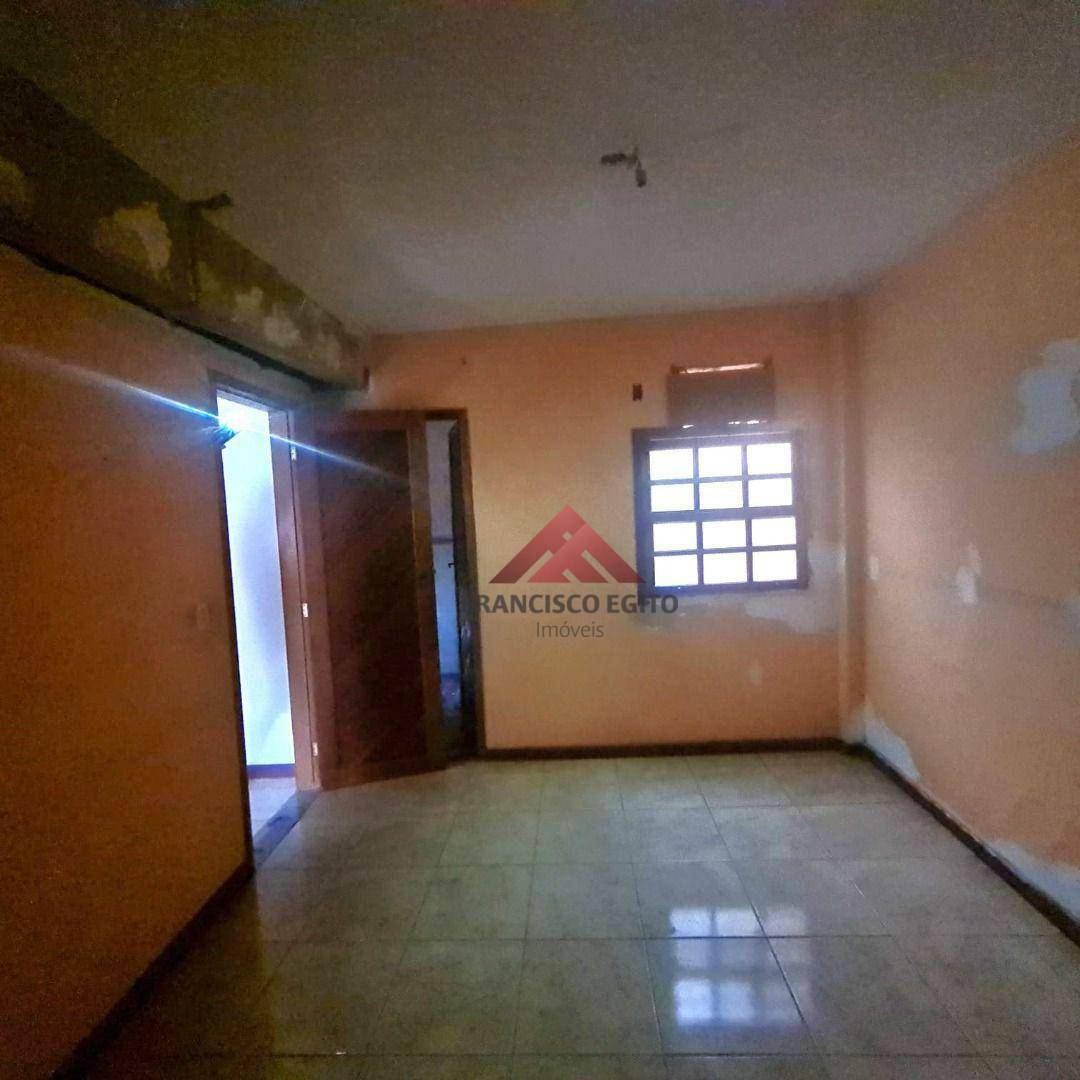 Casa à venda com 2 quartos, 40m² - Foto 9