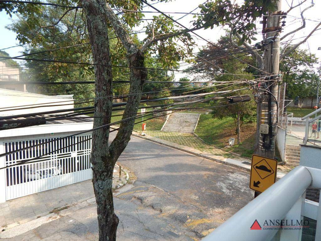 Sobrado à venda e aluguel com 3 quartos, 209m² - Foto 26