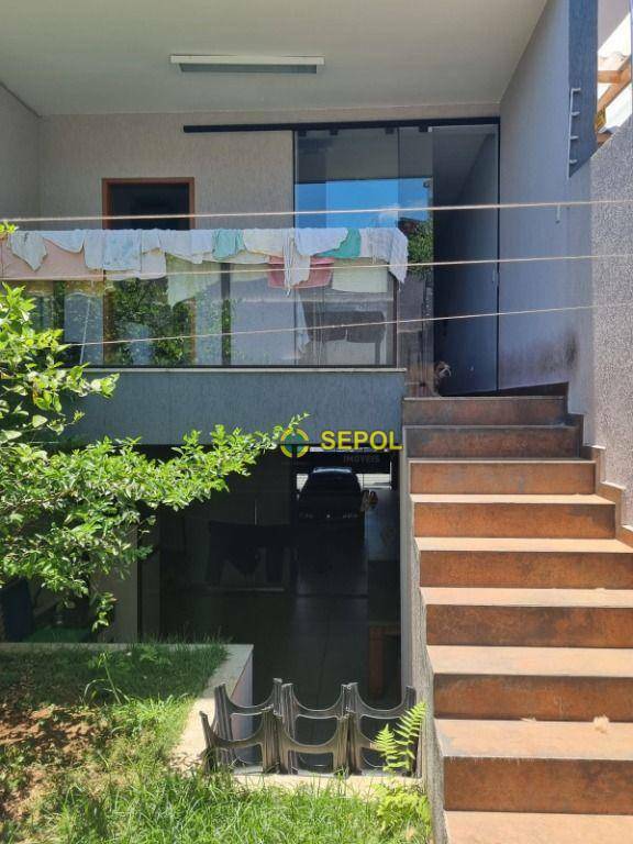 Sobrado à venda com 3 quartos, 300m² - Foto 18