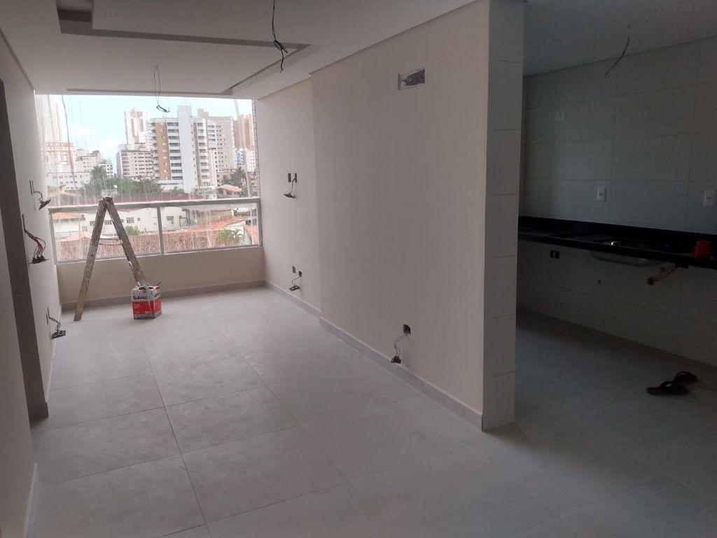 Apartamento à venda com 2 quartos, 73m² - Foto 2