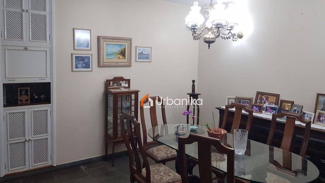 Casa, 3 quartos, 234 m² - Foto 5