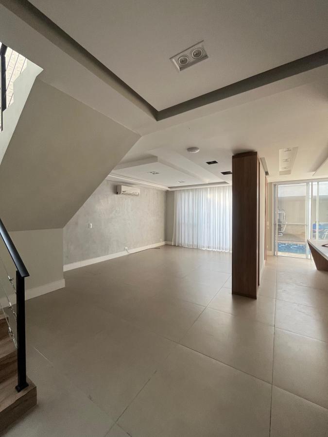 Sobrado à venda com 4 quartos, 241m² - Foto 26