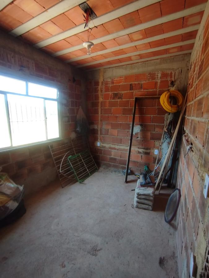 Casa à venda com 2 quartos, 360m² - Foto 8