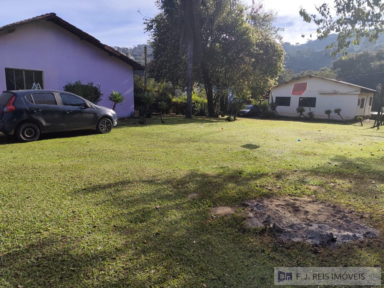 Fazenda à venda com 3 quartos, 3700m² - Foto 1