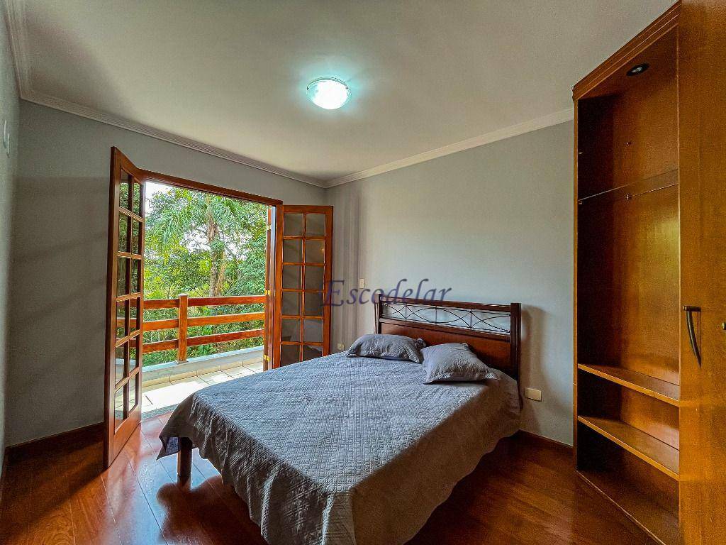 Casa de Condomínio à venda com 4 quartos, 320m² - Foto 27