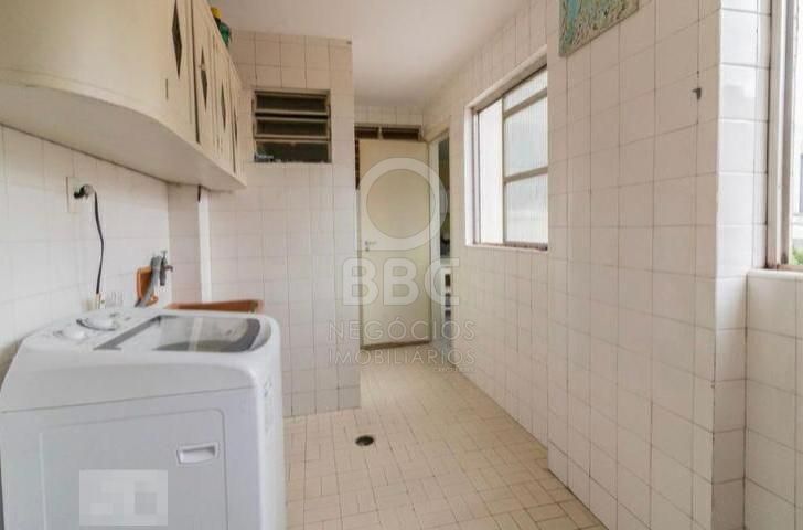 Apartamento à venda com 3 quartos, 125m² - Foto 8