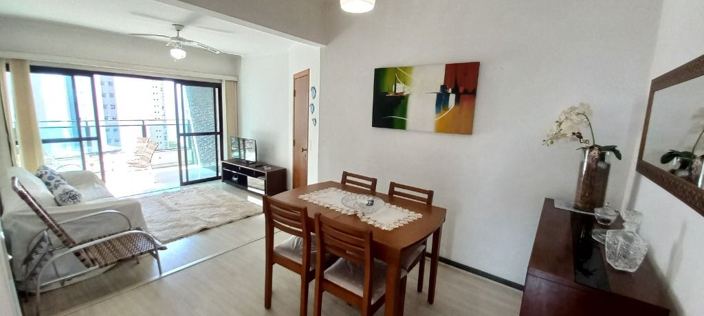 Apartamento para alugar com 2 quartos, 107m² - Foto 4