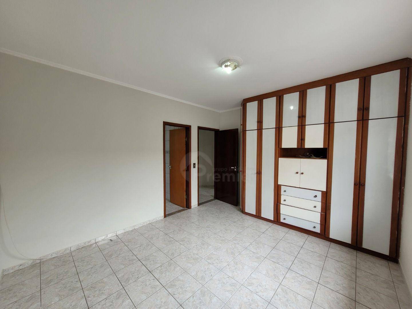 Casa para alugar com 4 quartos, 206m² - Foto 22