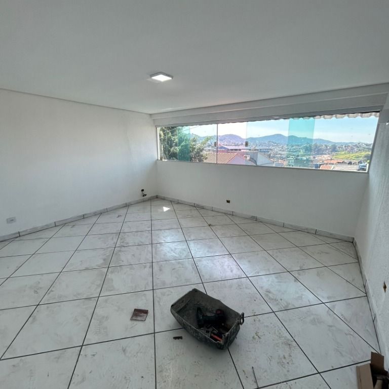 Casa para alugar com 1 quarto, 60m² - Foto 10