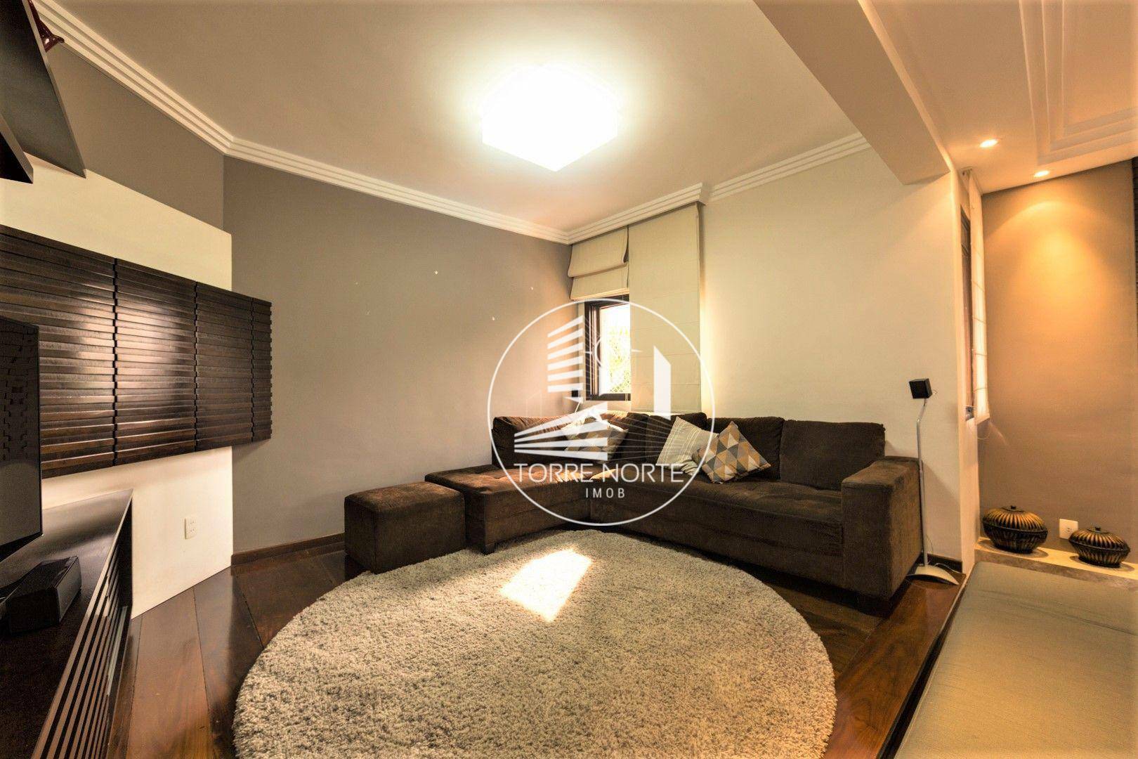 Apartamento à venda com 3 quartos, 188m² - Foto 3