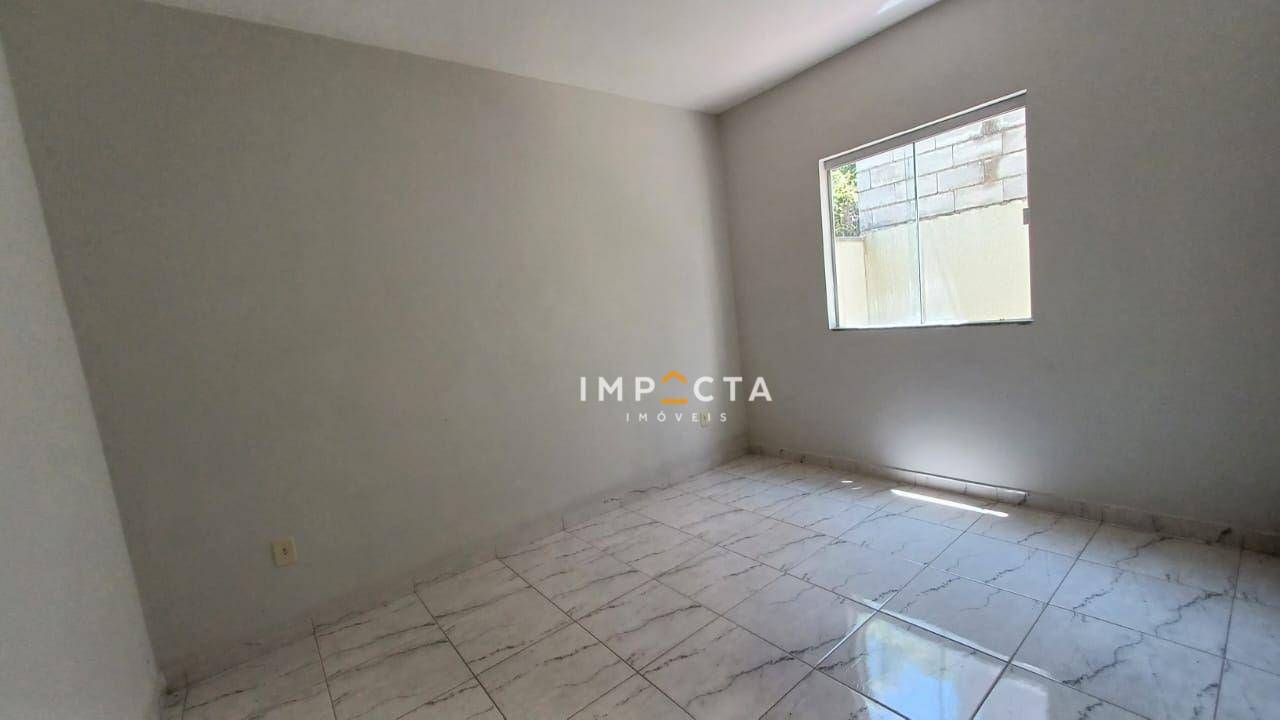 Apartamento à venda com 2 quartos, 70m² - Foto 1