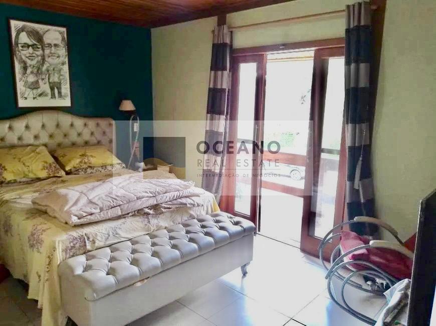 Casa de Condomínio à venda com 4 quartos, 290m² - Foto 30