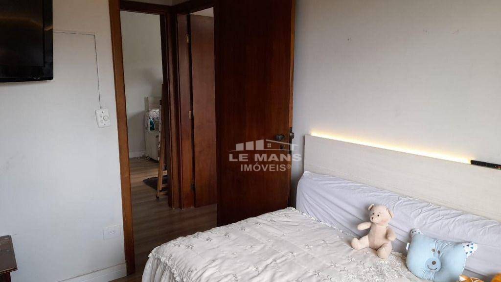 Apartamento à venda com 3 quartos, 84m² - Foto 3