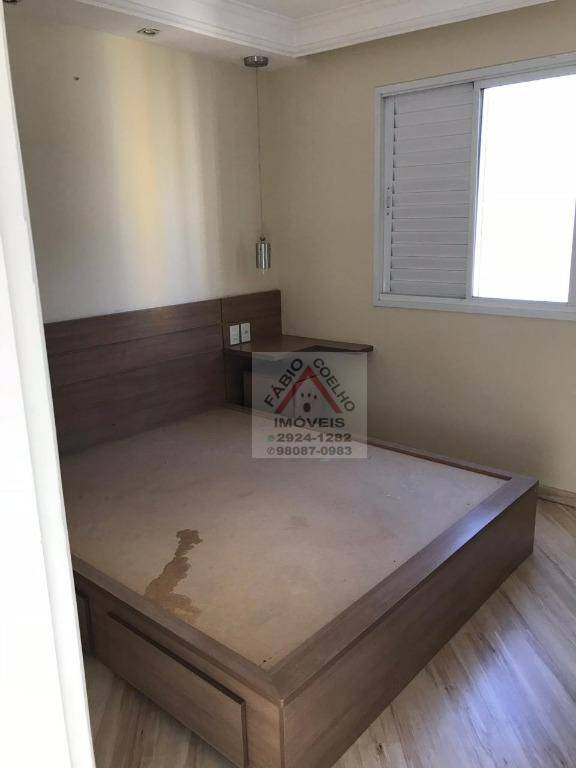 Apartamento à venda com 2 quartos, 67m² - Foto 12