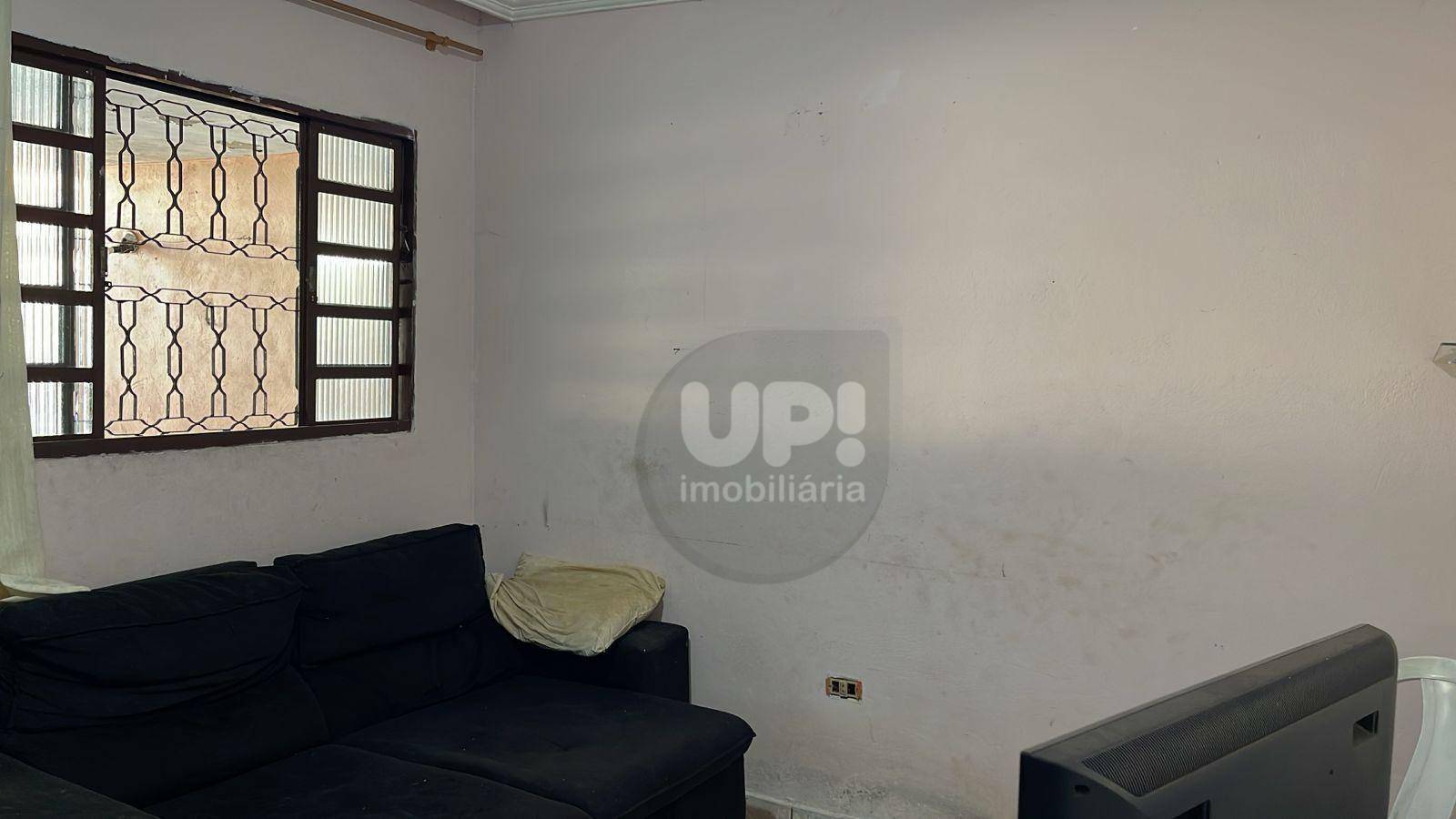 Casa à venda com 2 quartos, 100m² - Foto 3