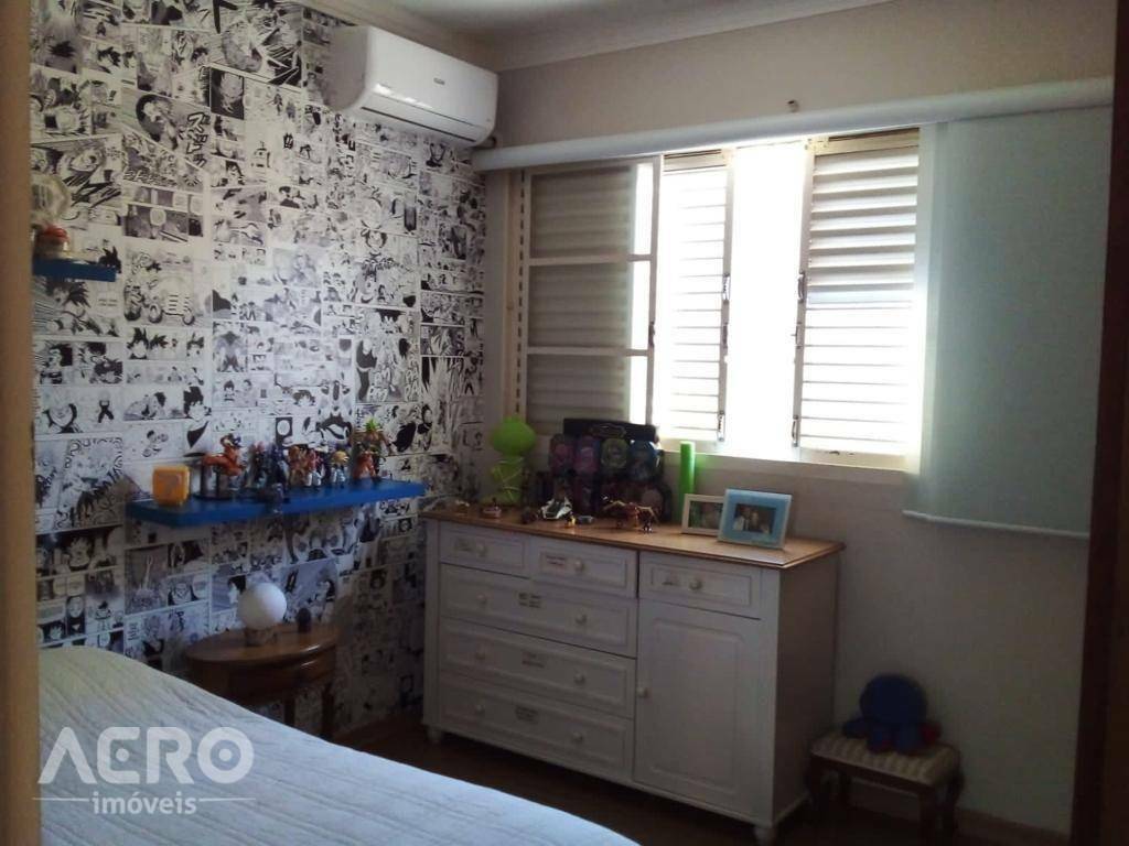 Casa à venda com 3 quartos, 167m² - Foto 15