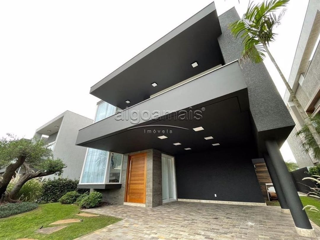 Casa de Condomínio à venda com 5 quartos, 385m² - Foto 2