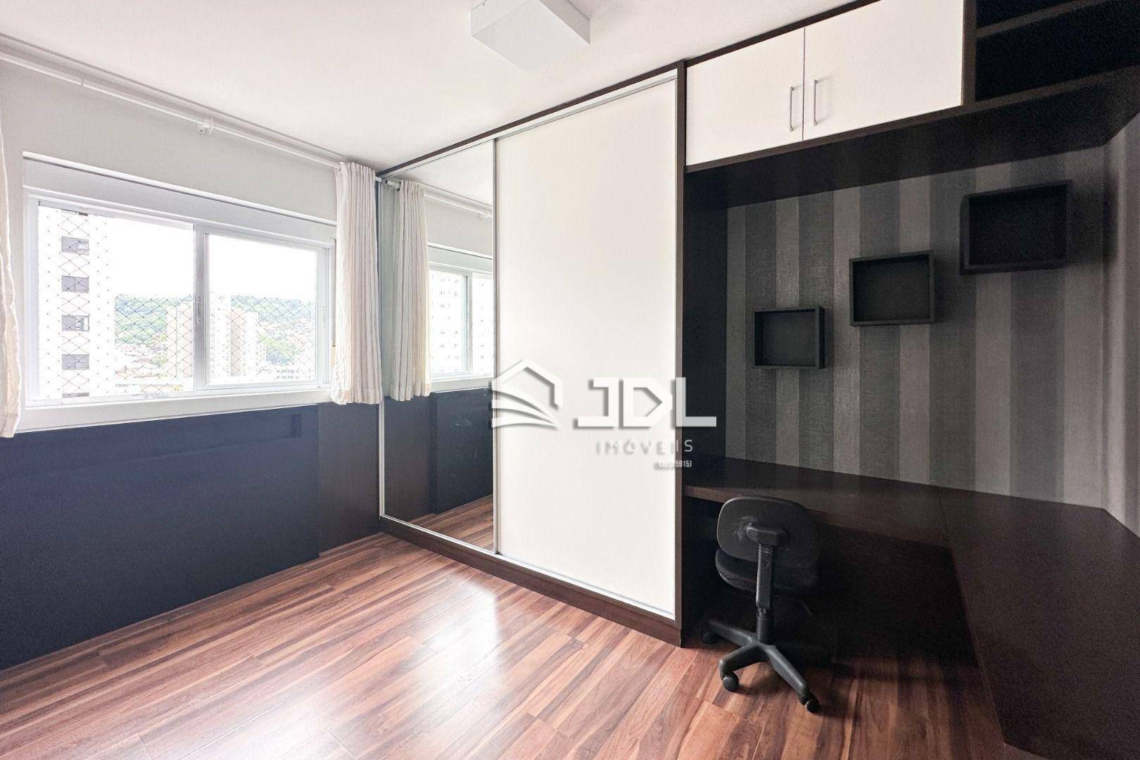 Apartamento à venda com 3 quartos, 106m² - Foto 11